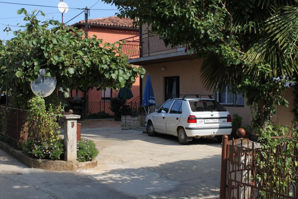 Apartments With A Parking Space Umag - 7110 외부 사진